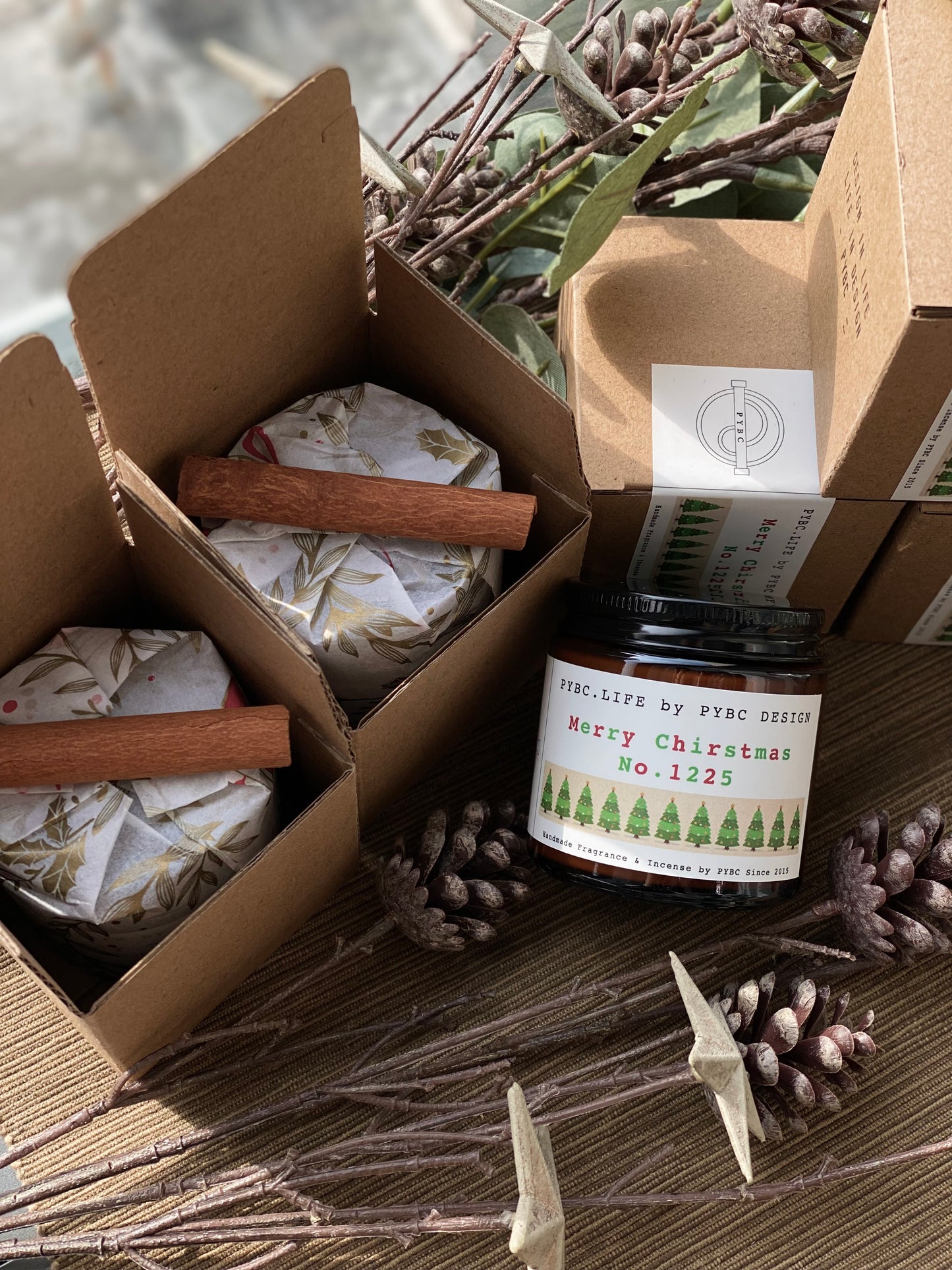 Milk Oolong Tea Christmas Candle