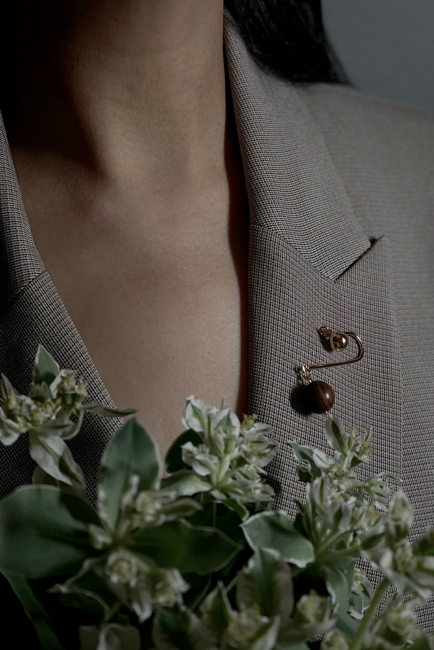 Altair and Vega Brooch