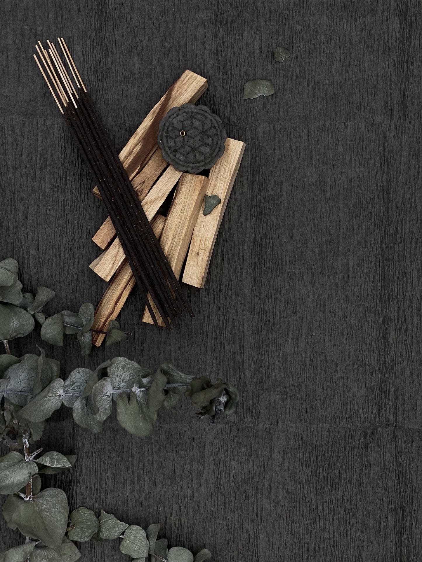 Festive Mooncake Incense & Holder (Double Colour Set)