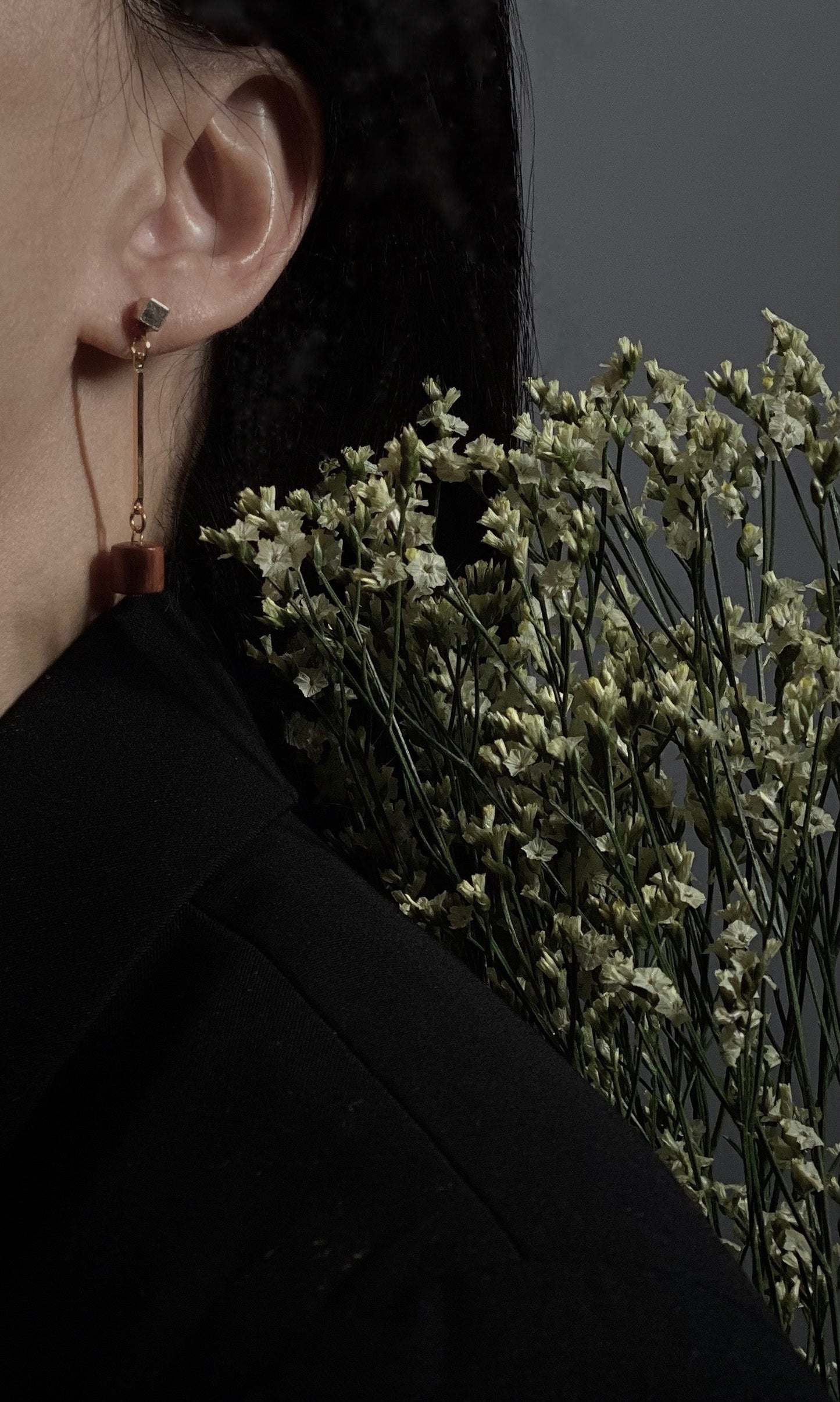 Wooden Pillar Earrings - Promise