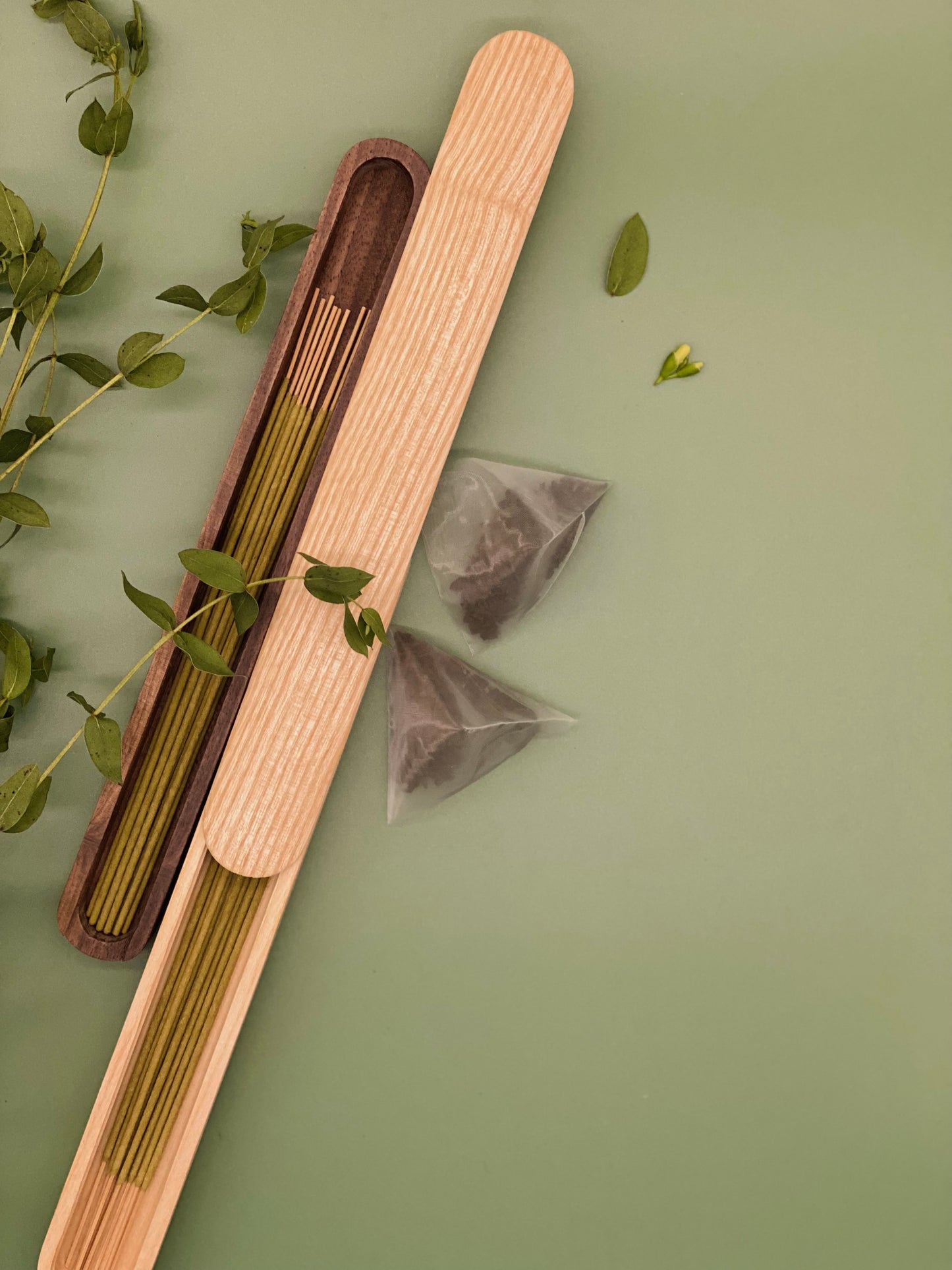 Sustainable Tea Incense Sticks - Milk Oolong Tea